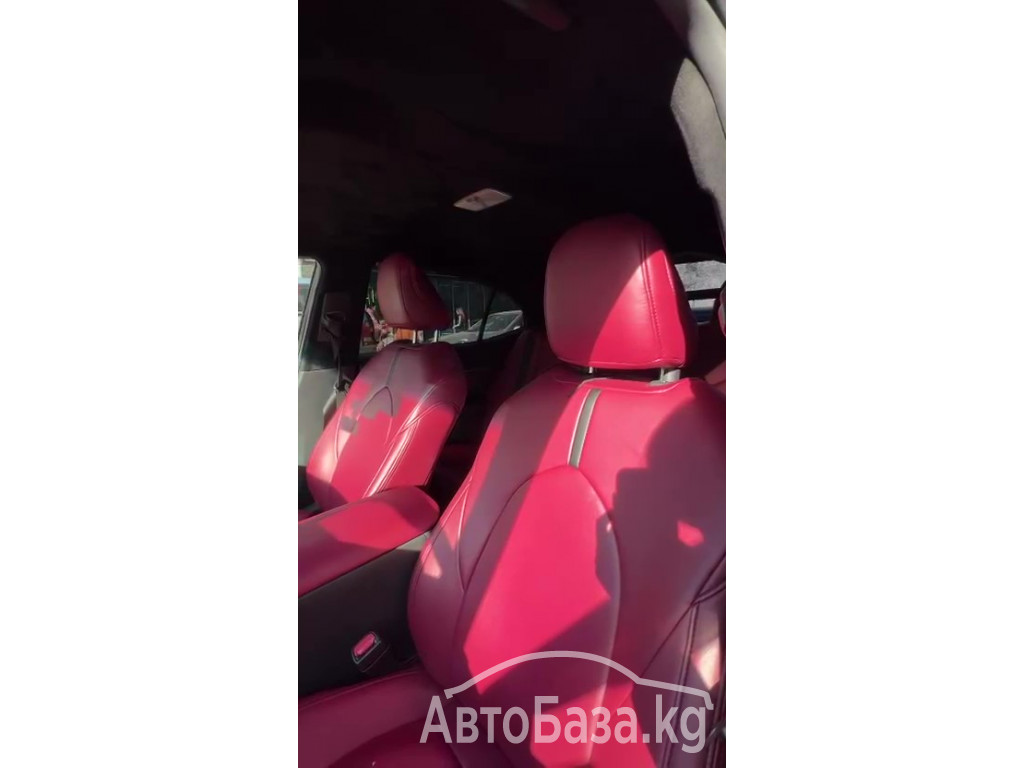 Toyota Camry 2017 года за 16 500$