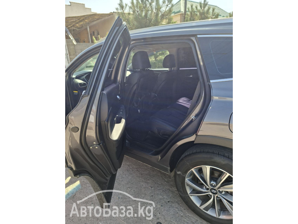 Hyundai Santa Fe 2017 года за ~2 149 200 сом
