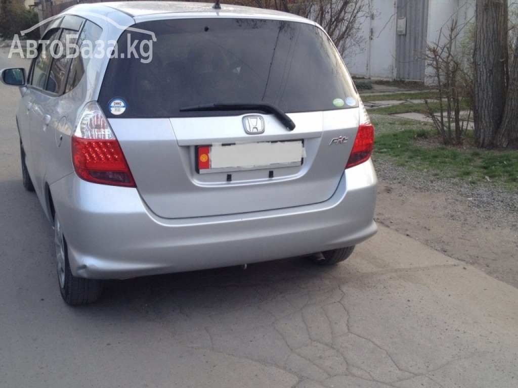 Honda Fit 2005 года за ~260 600 сом