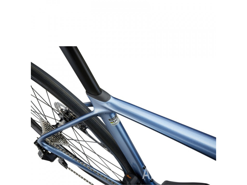 2025 Giant TCR Advanced 0 Di2 Road Bike (CENTRACYCLES)