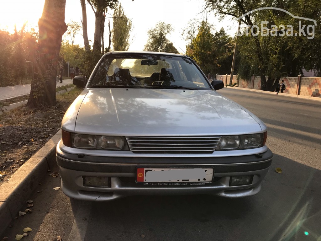 Mitsubishi Galant 1988 года за 150 000 сом