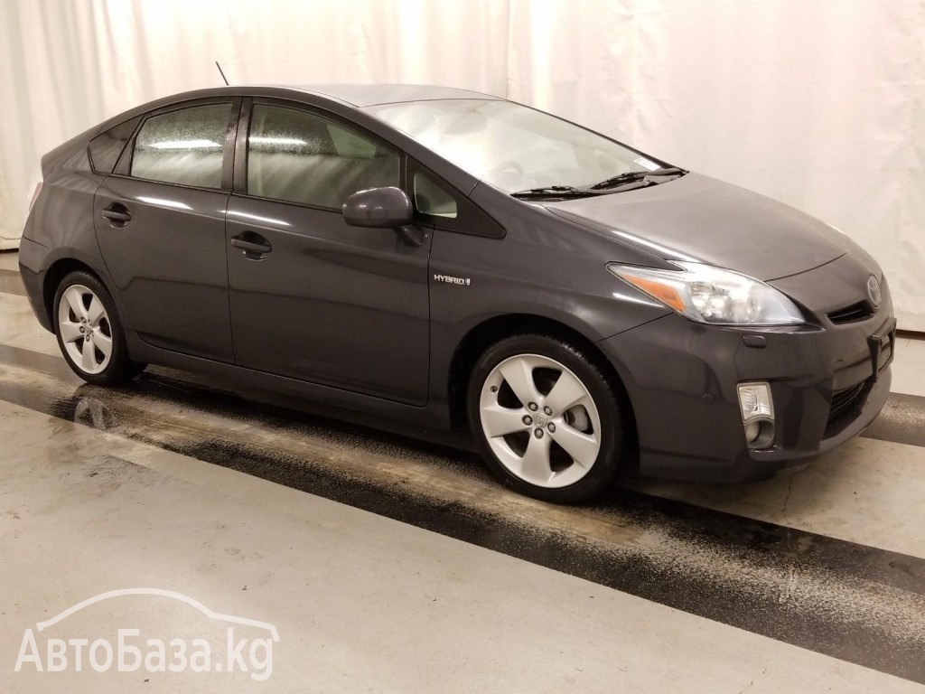 Toyota Prius 2010 года за ~905 200 сом