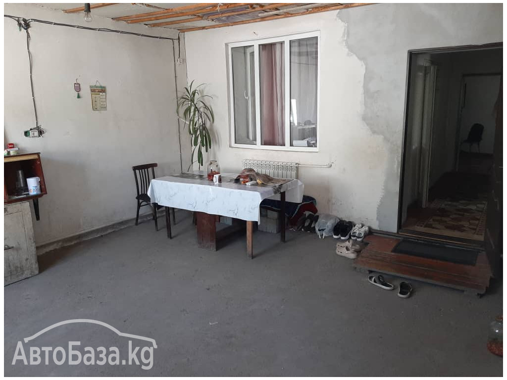Продаю дом, в районе Пишпека, по ул. Крылова