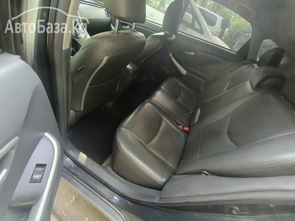 Toyota Prius 2011 года за ~965 000 сом