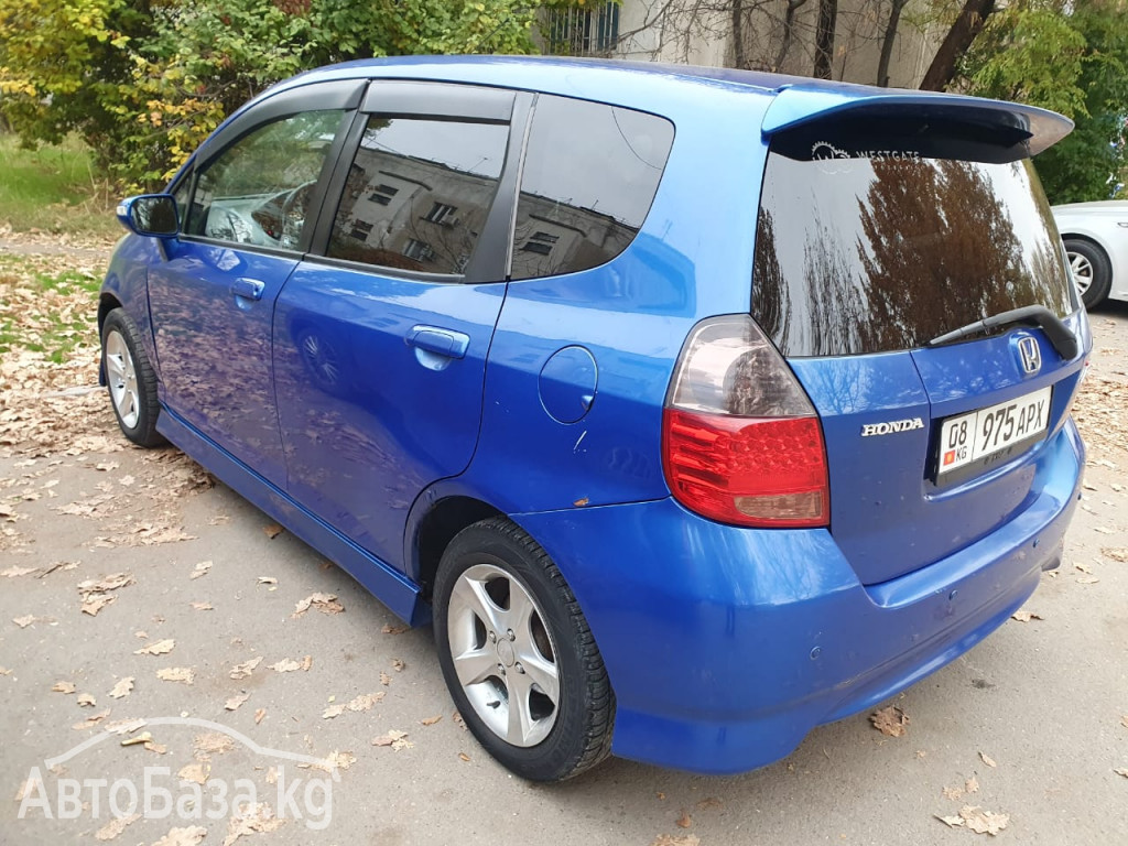 Honda Jazz 2008 года за 740 000 сом