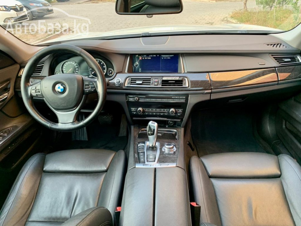 BMW 7 серия 2012 года за ~1 858 500 сом