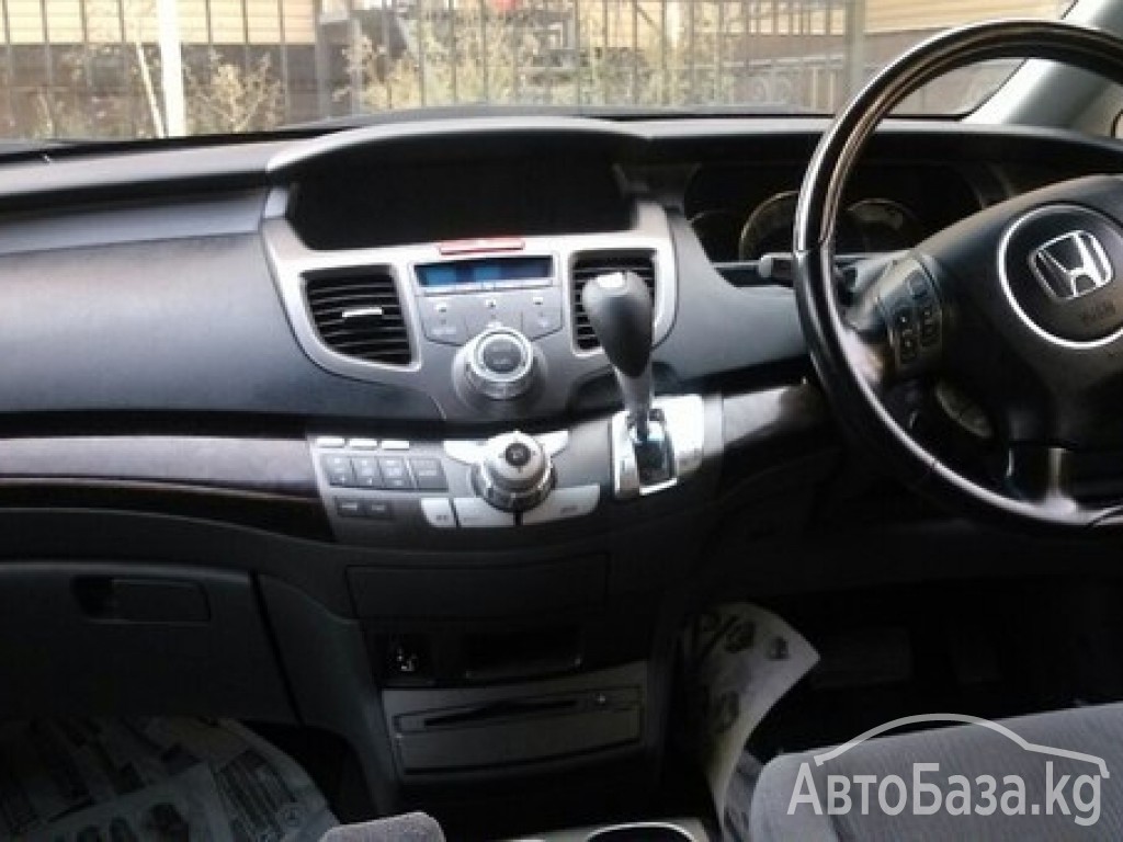 Honda Odyssey 2005 года за 7 500$