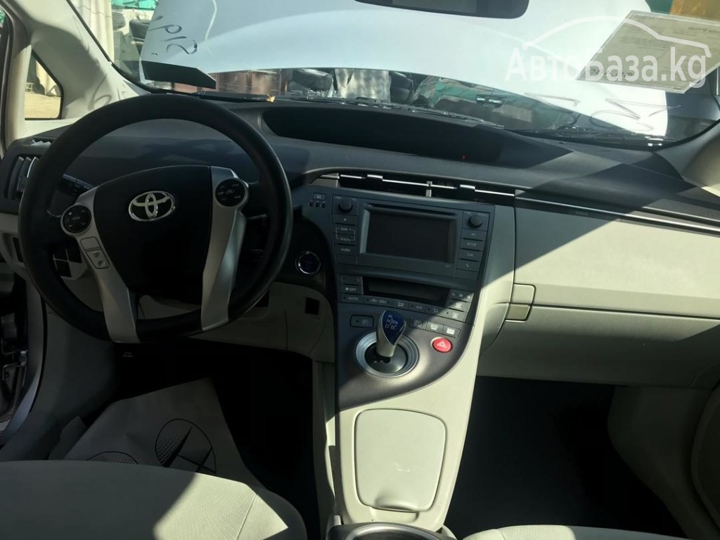 Toyota Prius 2012 года за ~885 000 сом