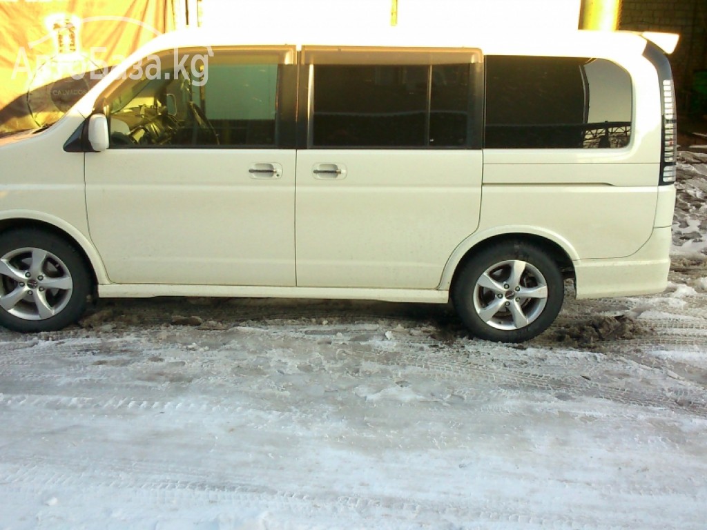 Honda Stepwgn 2004 года за ~636 400 руб.