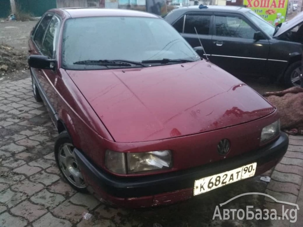 Volkswagen Passat 1991 года за 85 000 сом