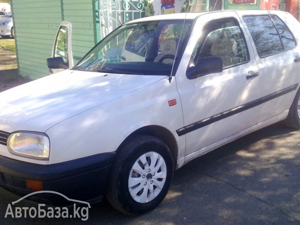 Volkswagen Golf 1993 года за ~241 400 сом