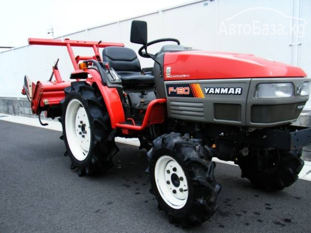 Трактор Yamaha 