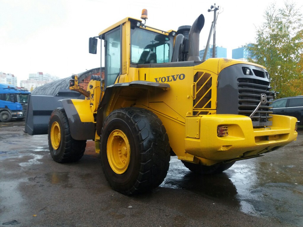 Погрузчик Volvo L120F