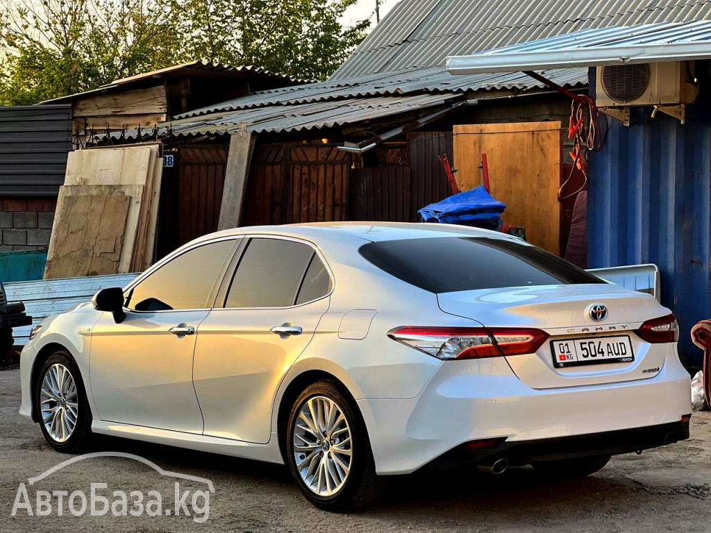 Toyota Camry 2017 года за ~2 368 500 сом