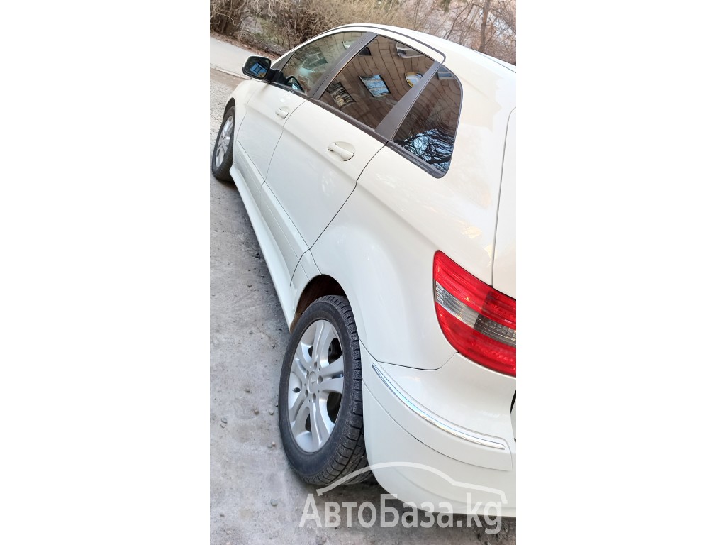 Mercedes-Benz B-Класс 2009 года за ~793 200 сом