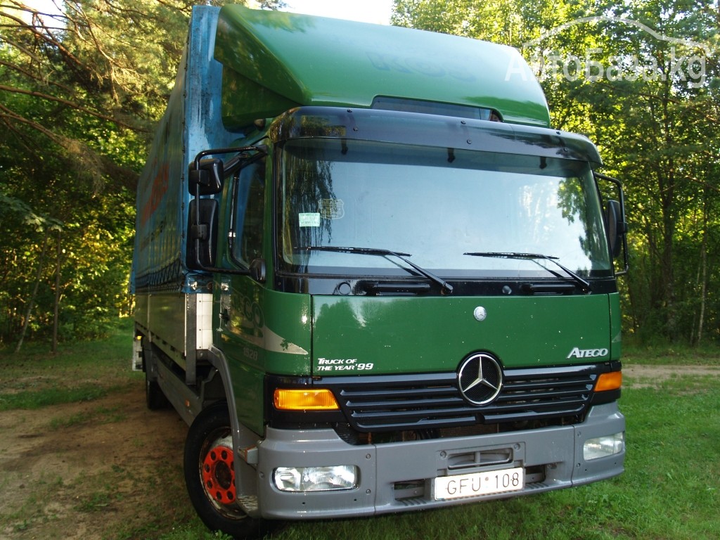 Фургон Mercedes-Benz 1528