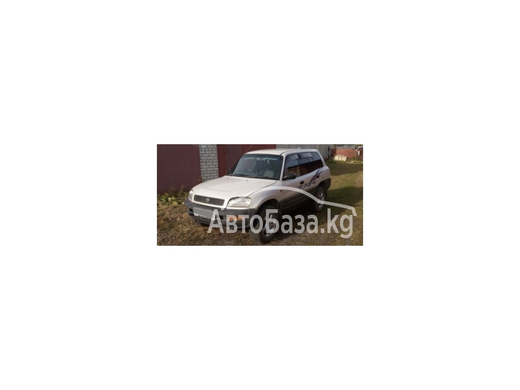 Toyota RAV4 1995 года за 145 000 сом