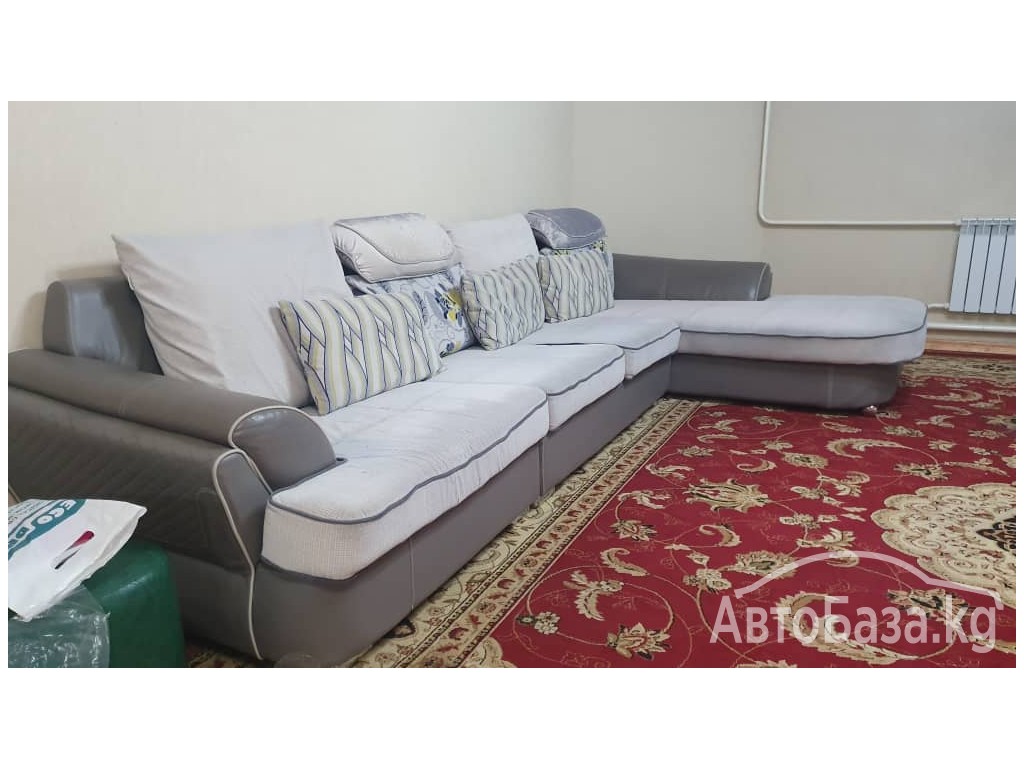 Продается  фабричный(Корея) большой диван Т:0772778918