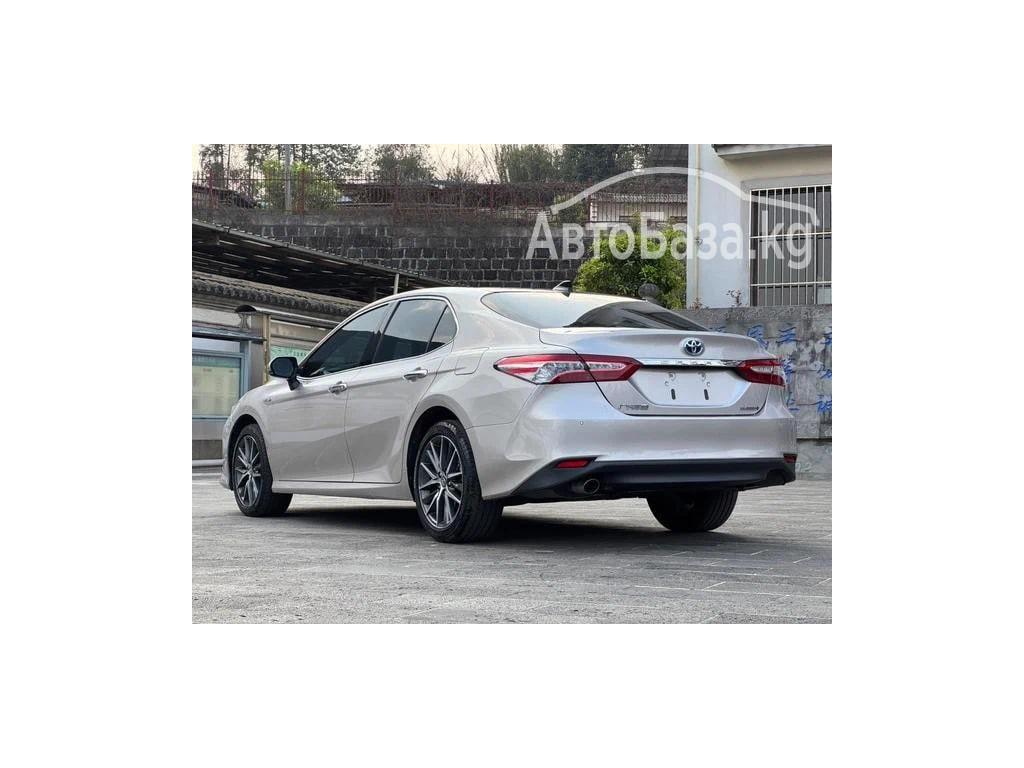 Toyota Camry 2017 года за 2 480 000 сом