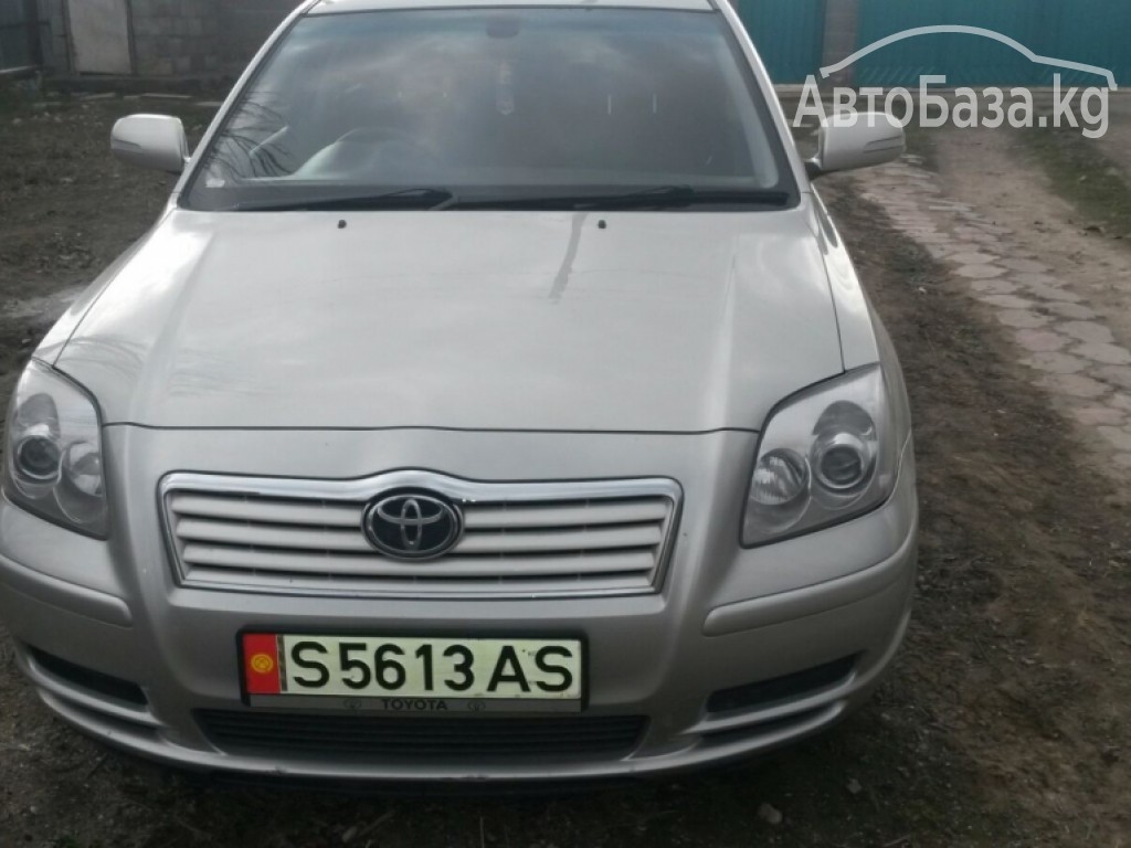 Toyota Avensis 2004 года за ~319 000 сом