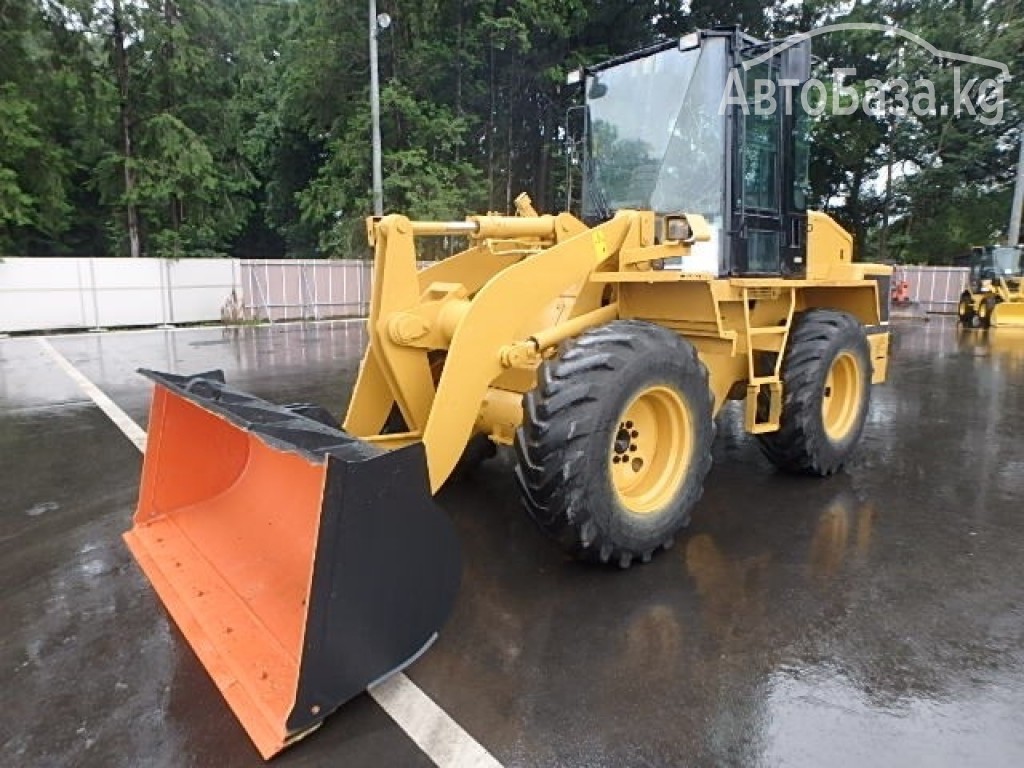 Погрузчик Caterpillar 910G