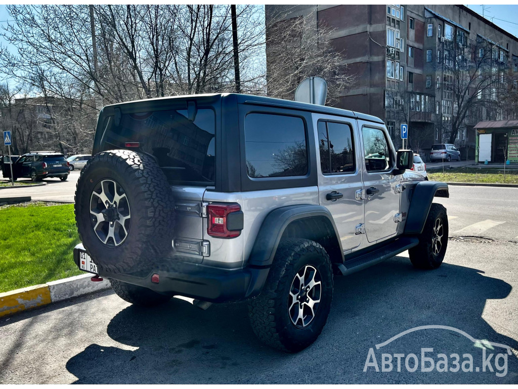 Jeep Wrangler 2017 года за ~4 396 600 сом