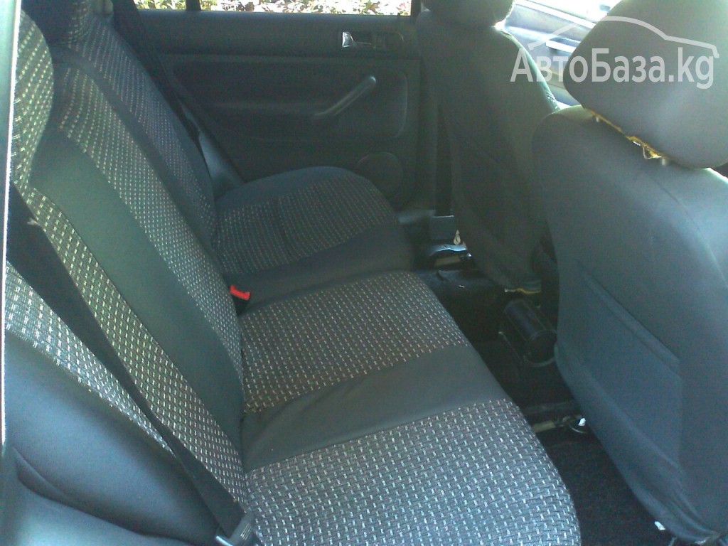 Volkswagen Golf 2002 года за ~575 300 сом