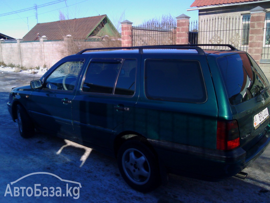 Volkswagen Golf 1996 года за ~209 100 руб.