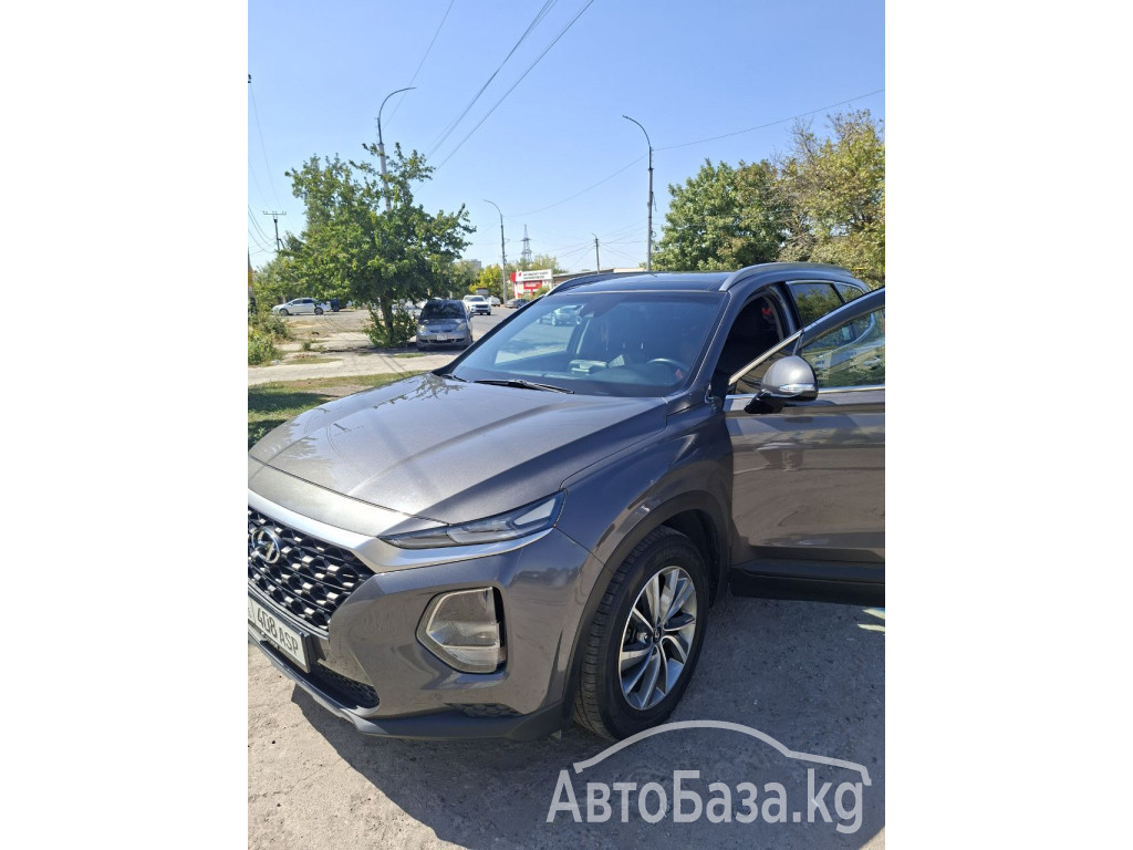 Hyundai Santa Fe 2017 года за ~2 149 200 сом