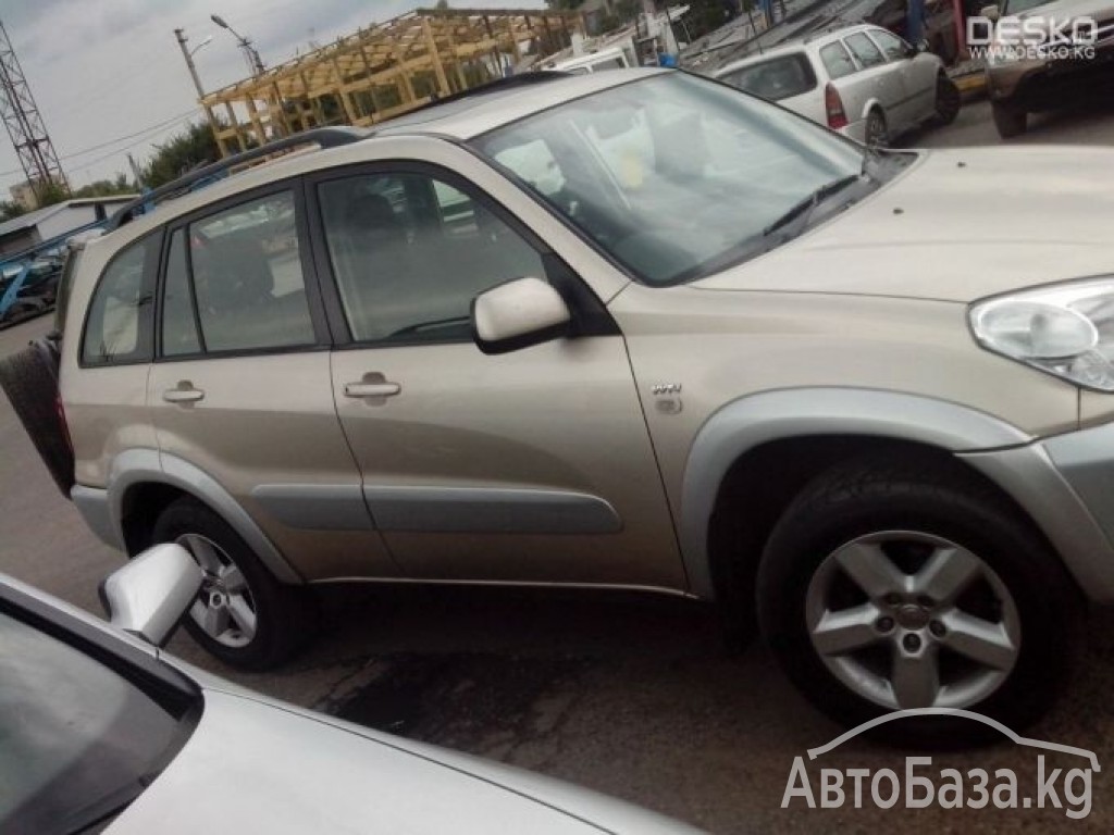 Toyota RAV4 2004 года за ~1 068 400 сом