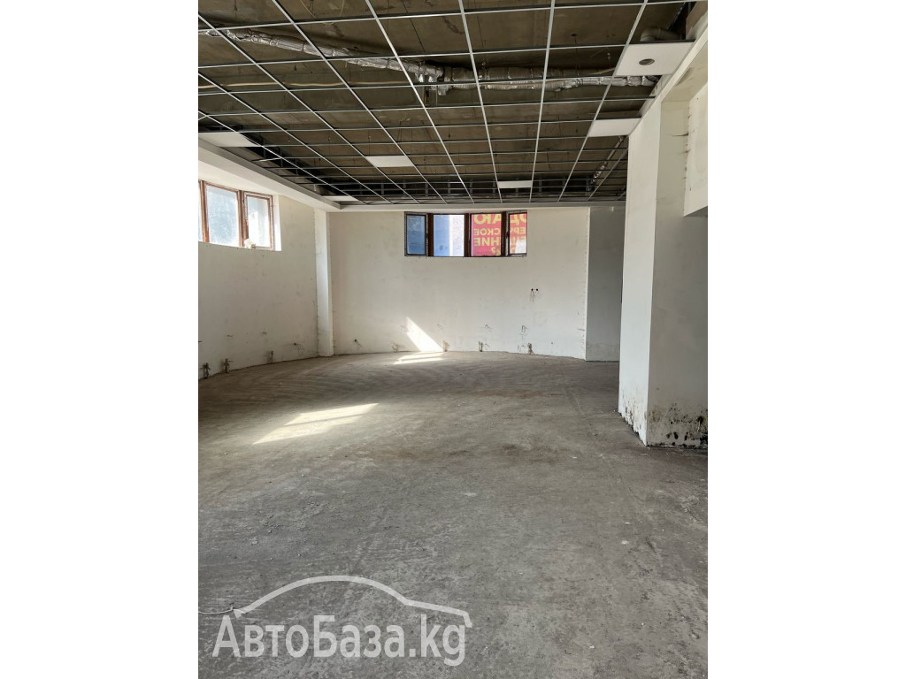 Помещение коммерческое. Продаю  первый этаж, 1-я линия, по ул. Ахунбаева 