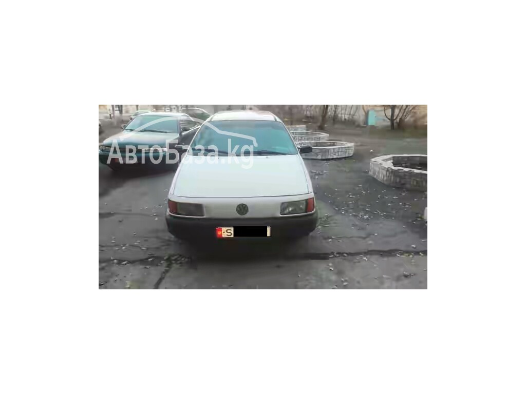 Volkswagen Passat 1992 года за 80 000 сом