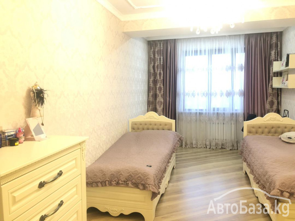 Продаю 3х комнатную квартиру в центре города, район: Вефа 