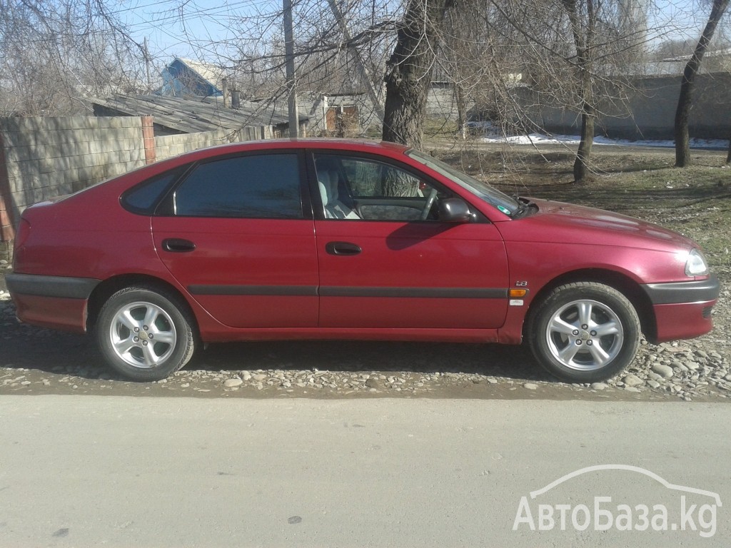 Toyota Avensis 2001 года за ~301 800 сом