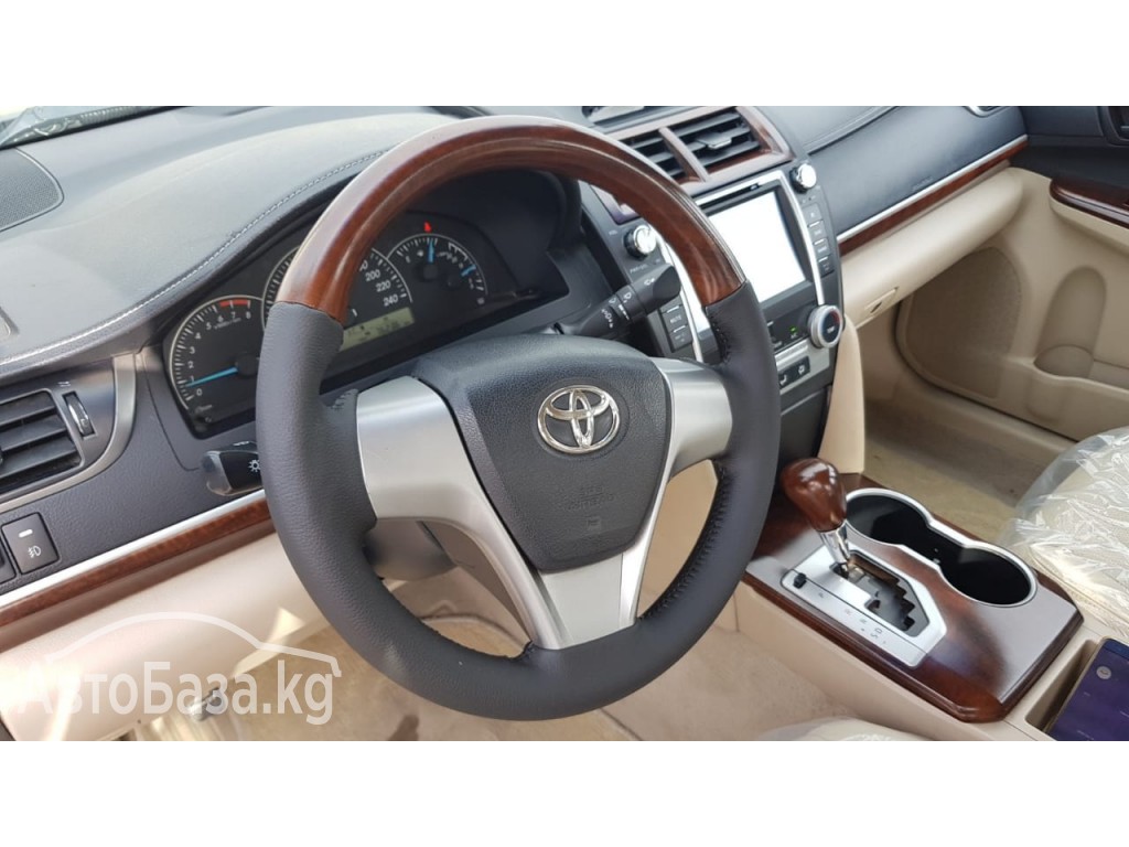 Toyota Camry 2013 года за ~495 600 сом
