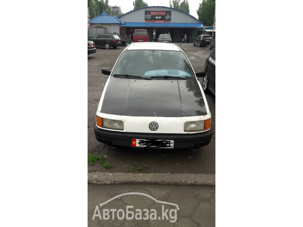 Volkswagen Passat 1988 года за 85 000 сом
