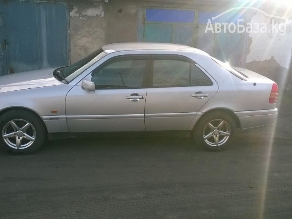 Mercedes-Benz C-Класс 1996 года за ~388 000 сом