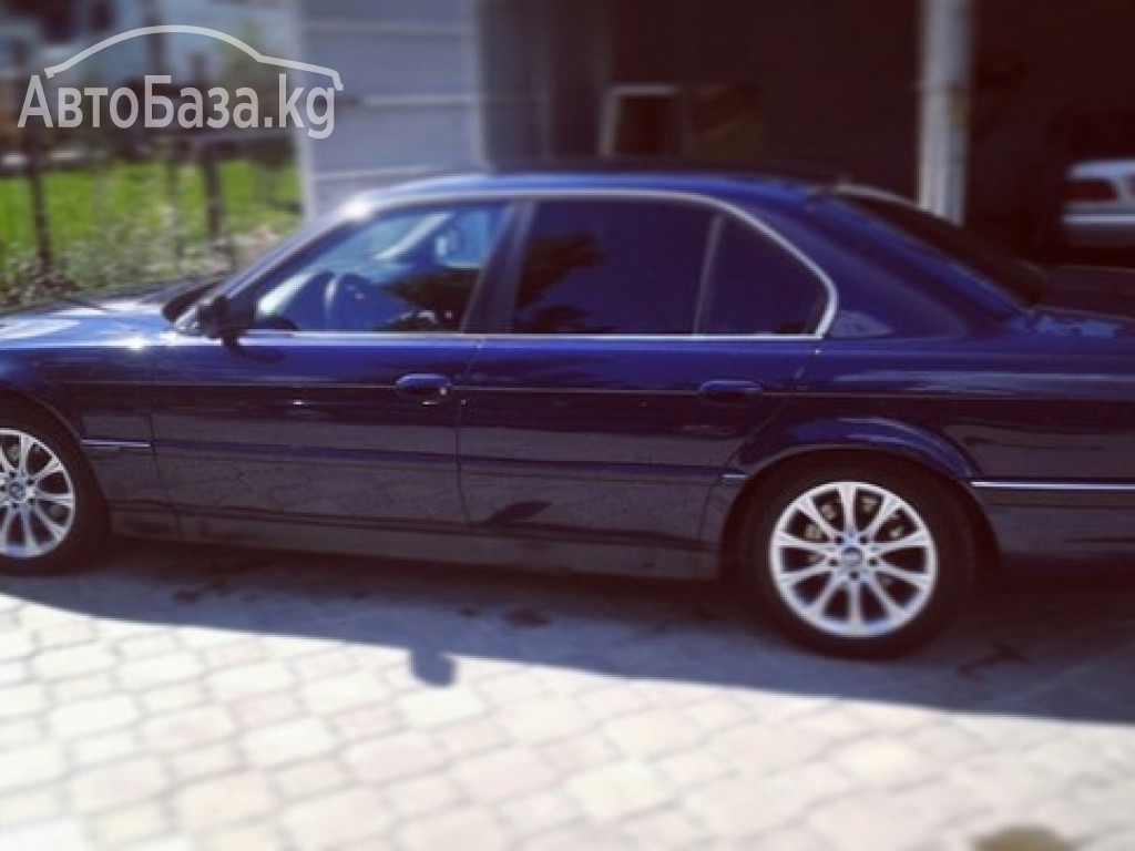 BMW 7 серия 1998 года за 4$