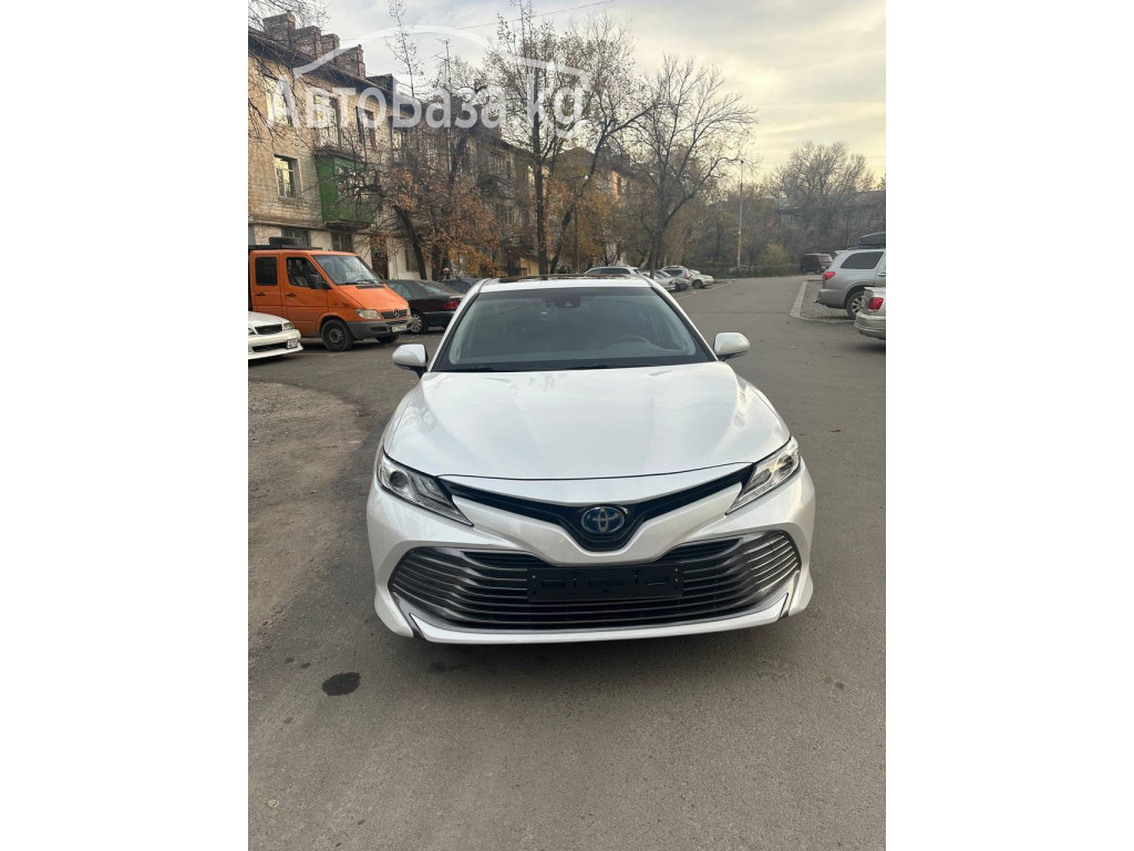 Toyota Camry 2017 года за ~2 560 400 сом