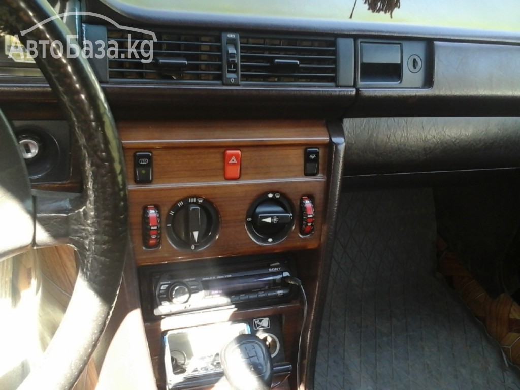 Mercedes-Benz E-Класс 1988 года за ~438 600 сом