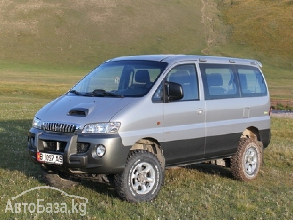 Hyundai H-1 2004 года за ~1 327 500 сом