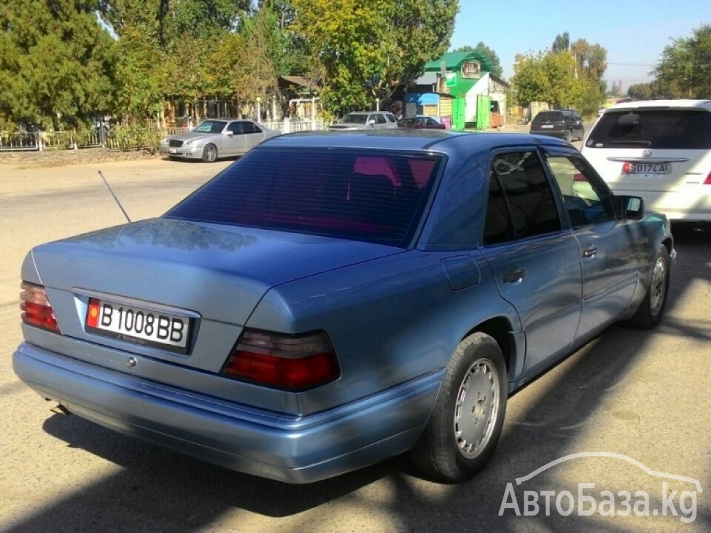 Mercedes-Benz E-Класс 1993 года за ~277 400 сом