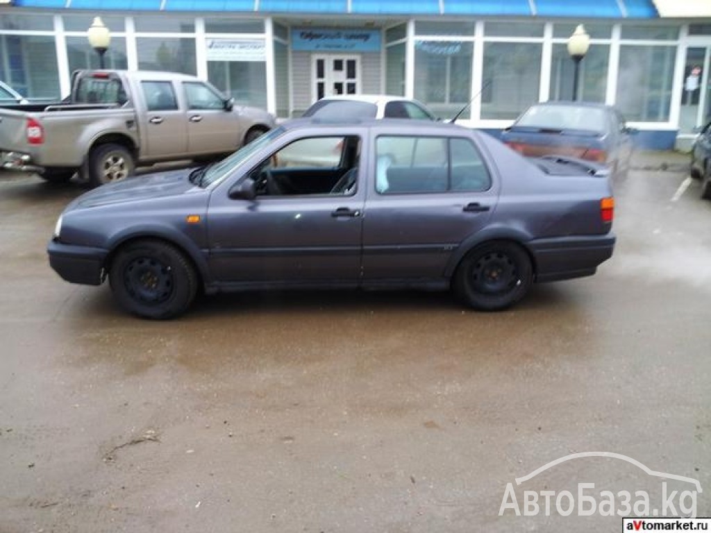 Volkswagen Vento 1992 года за ~138 000 сом