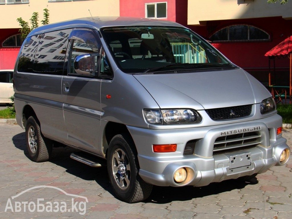 Mitsubishi Delica 2003 года за ~840 800 сом