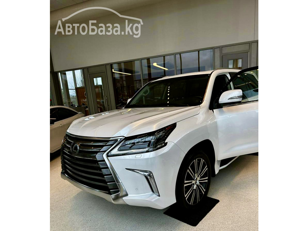 Lexus LX 2017 года за ~9 747 900 сом