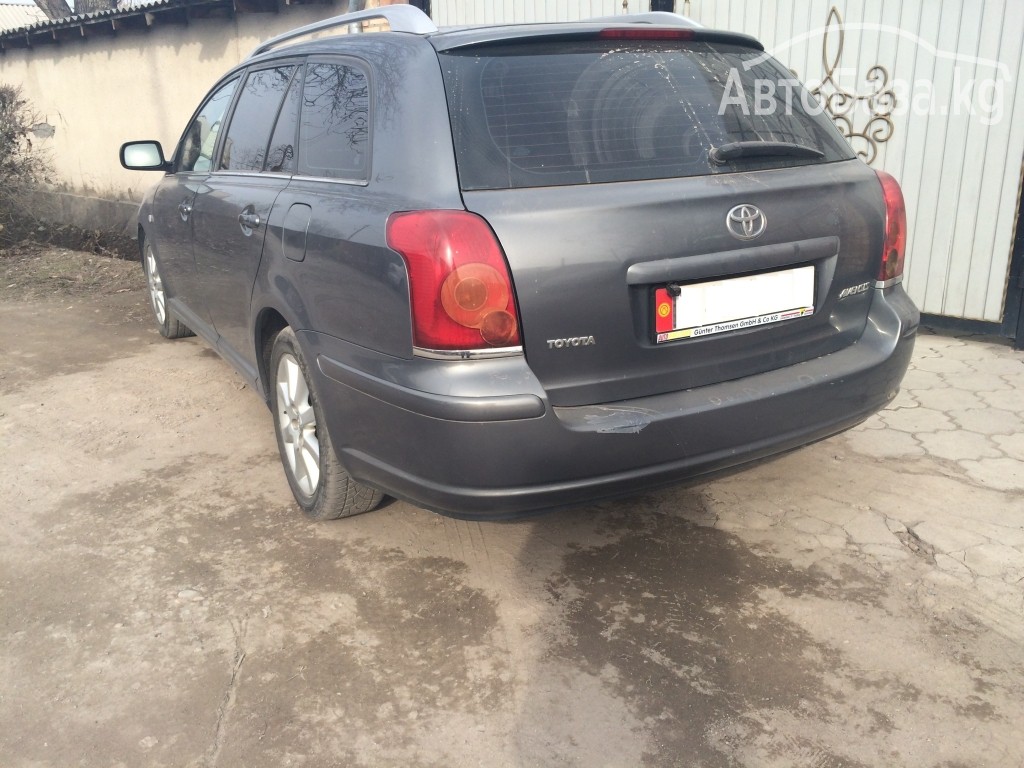 Toyota Avensis 2004 года за ~491 400 сом