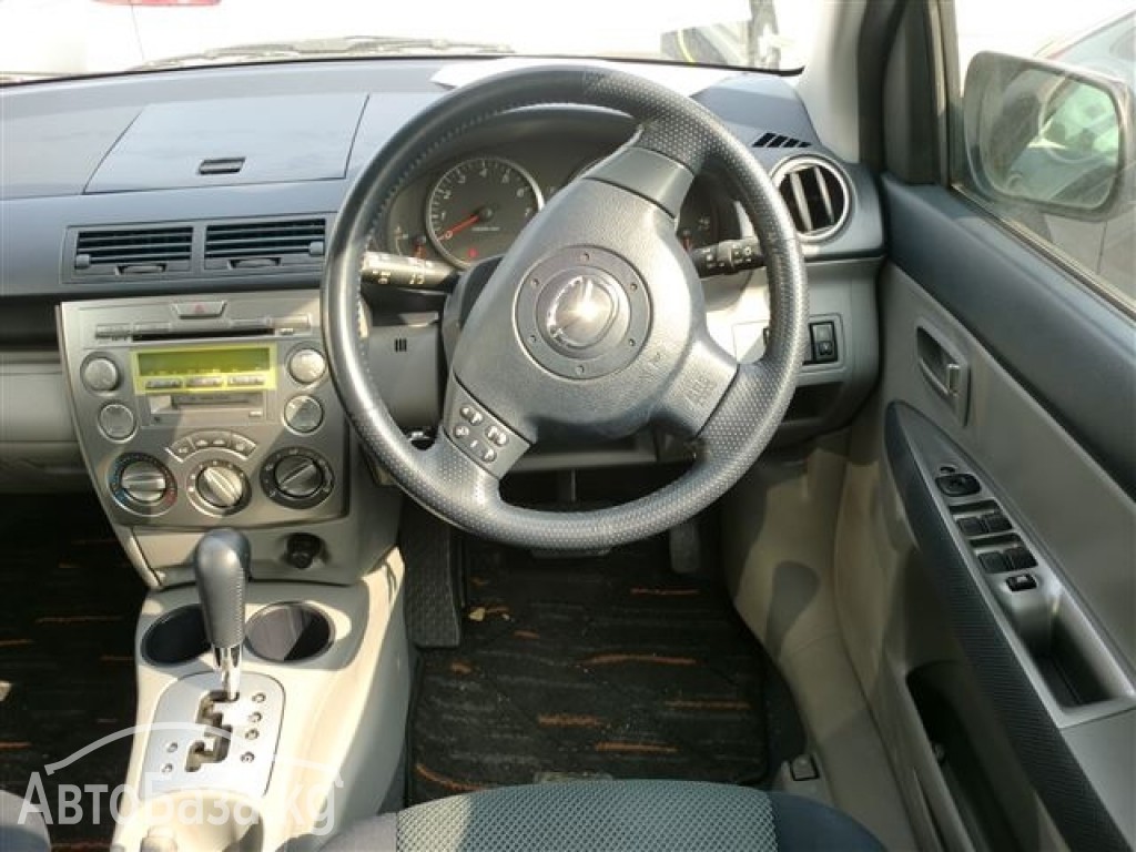 Mazda Demio 2003 года за 200 000 сом