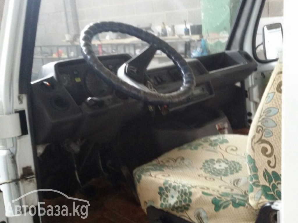 Бортовой Mercedes-Benz Sapog