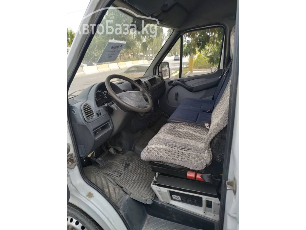 Срочно! Продается грузовой Mercedes-Benz Sprinter 311