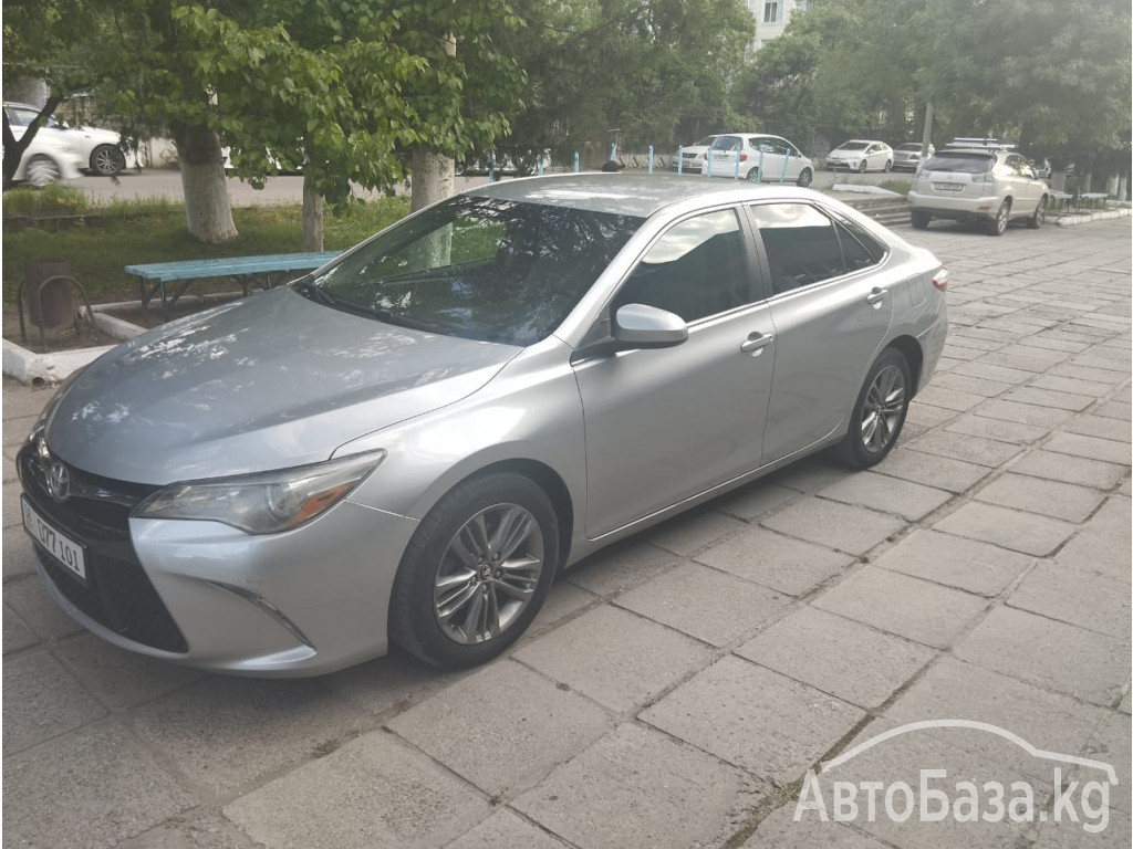 Toyota Camry 2016 года за ~1 311 000 сом